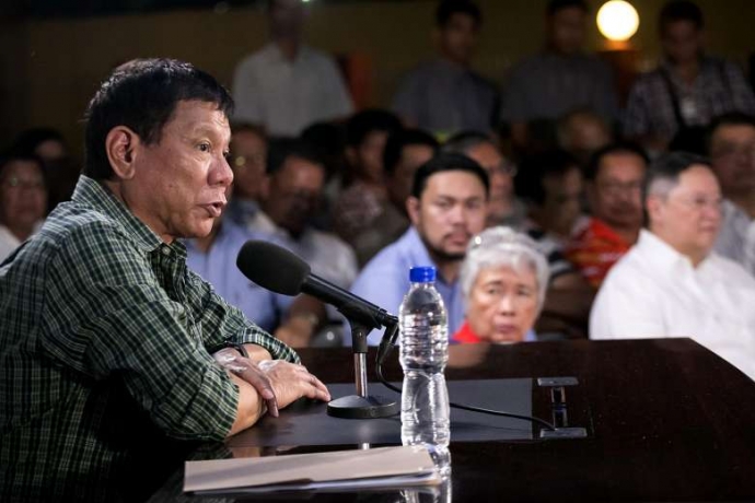Tân Tổng thống Philippines Rodrigo Duterte tuyên b