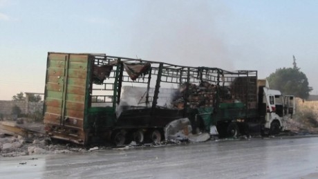 Hàng chục xe cứu trợ nhân đạo cho Syria bị phá hủy