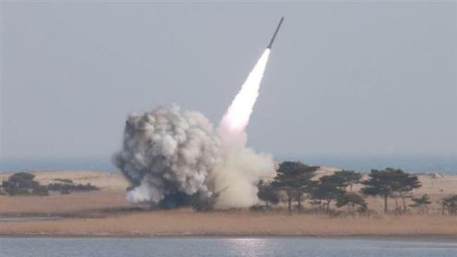 Hình ảnh Triều Tiên thử nghiệm tên lửa