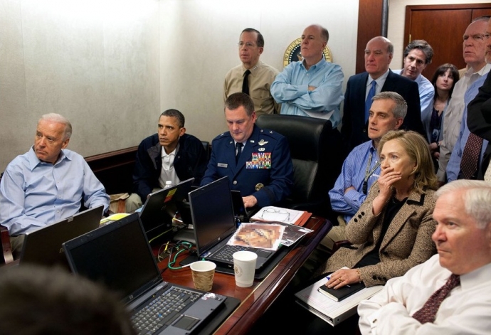Ông Obama cùng các thành viên an ninh quốc gia giá