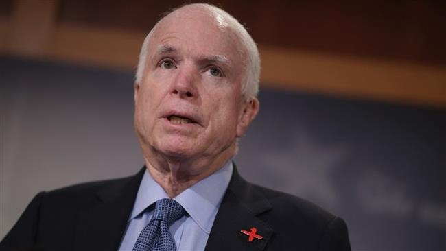 Thượng Nghị sĩ John McCain bác bỏ cáo buọ