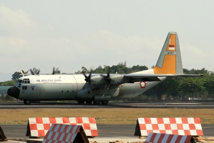 Máy bay Hercules C-130