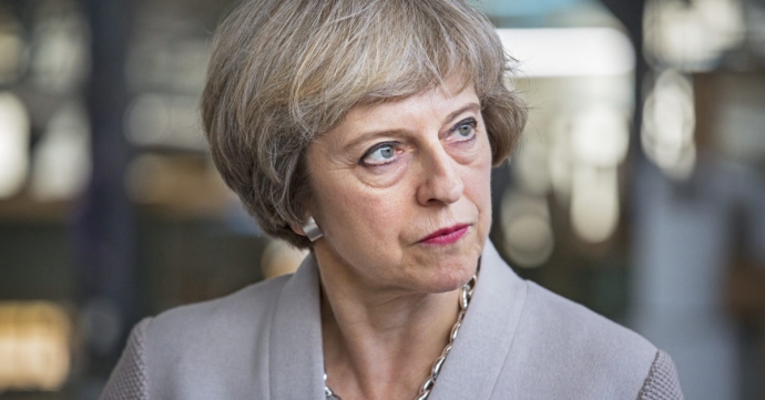 Thủ tướng Anh Theresa May sẵn sàng rời ba