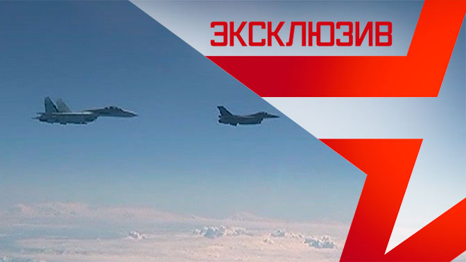 Máy bay Su-27 giơ vũ khí dọa máy bay F-16