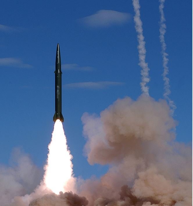 Hình ảnh Trung Quốc thử tên lửa đạn đạo DF-11 và D