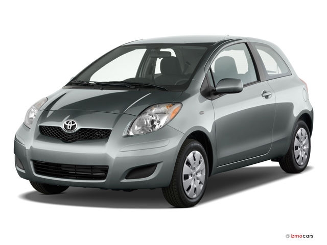 2010_toyota_yaris_angularfront