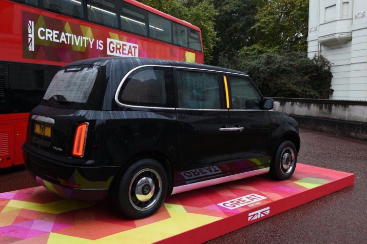 London-Taxi-TX5-Geely-3