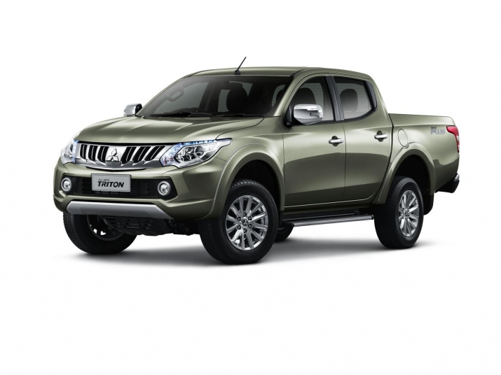 2015-mitsubishi-triton-l200-debuts-in-thailand-vid