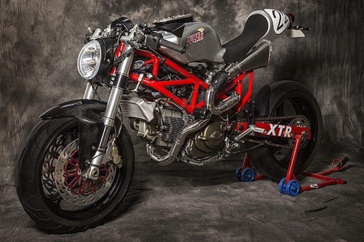 xegiaothong_Ducati_monster_do_cafrracer1