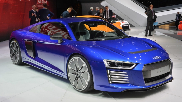 03-2016-audi-r8-e-tron-geneva-1