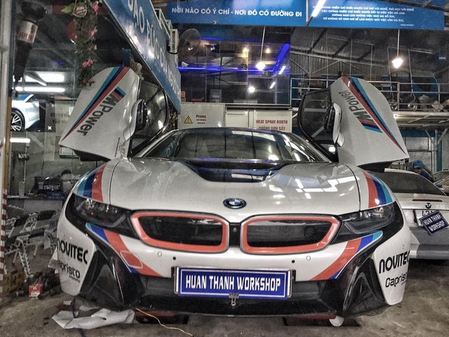 xegiaothong_BMW_i87