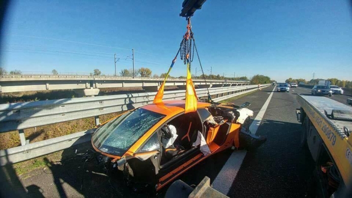 Lamborghini-Aventador-SV-crash-3