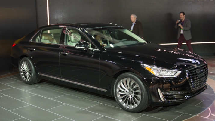 Genesis G90