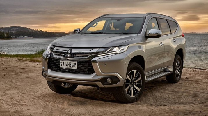 2016_mitsubishi_pajero_sport