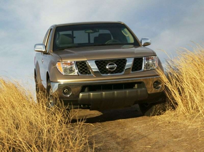 bán tải Nissan Frontier S 18.390 USD