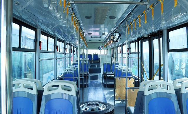 xe-bus-brt-dantri1-1488957188629