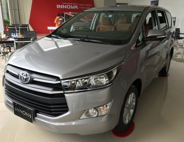 gia-xe-toyota-innova-2017-0819-1013