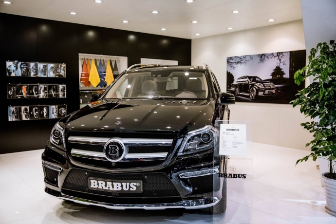 brabus-shanghai-stand-12