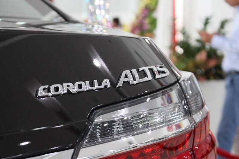 corolla-altis7