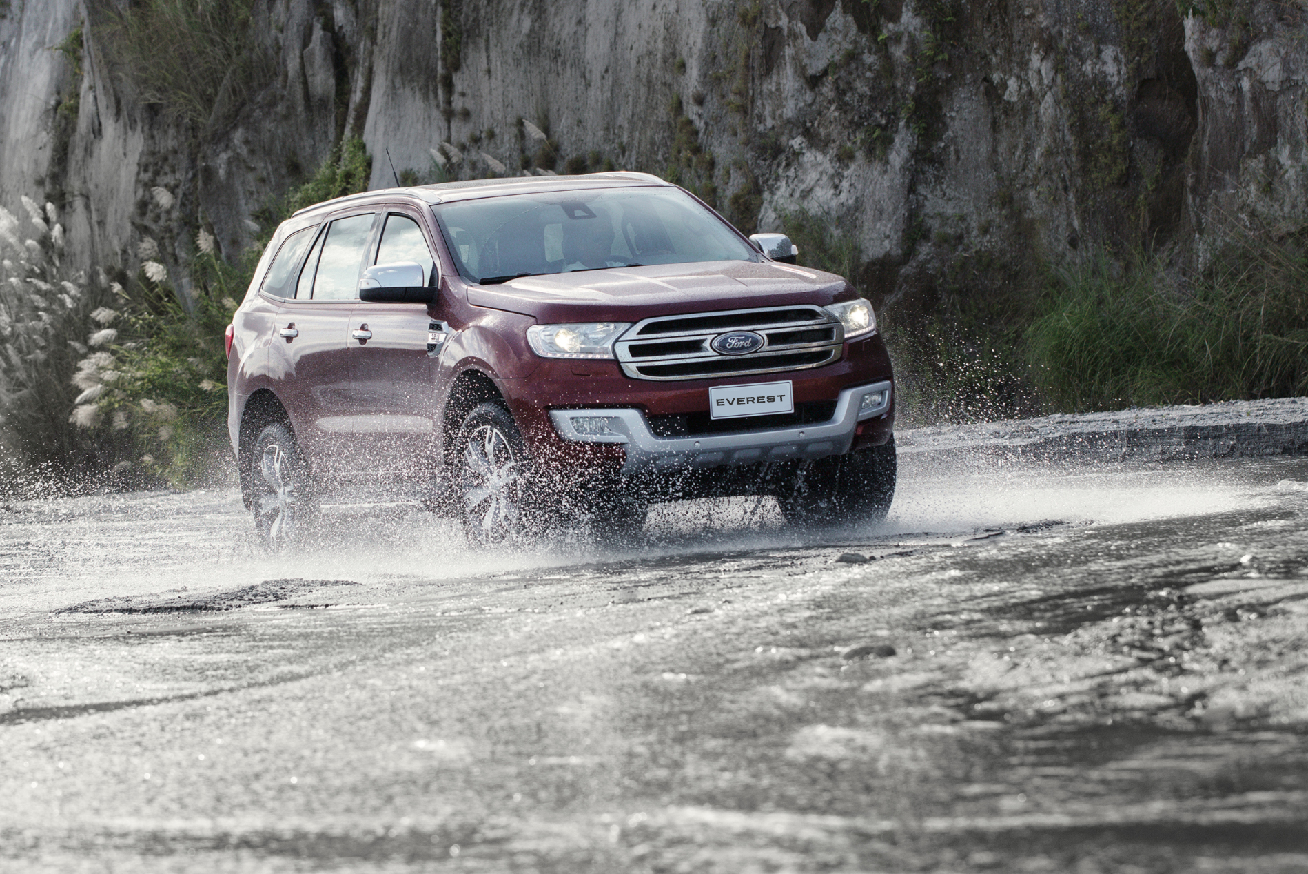 Ford Everest Splash.