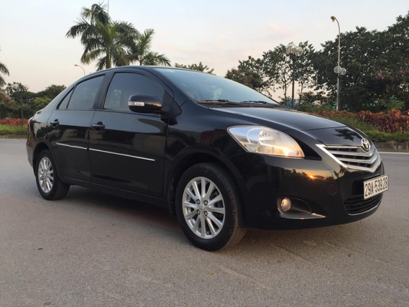 xe-vios-cu-gia-300-trieu-chu-giong