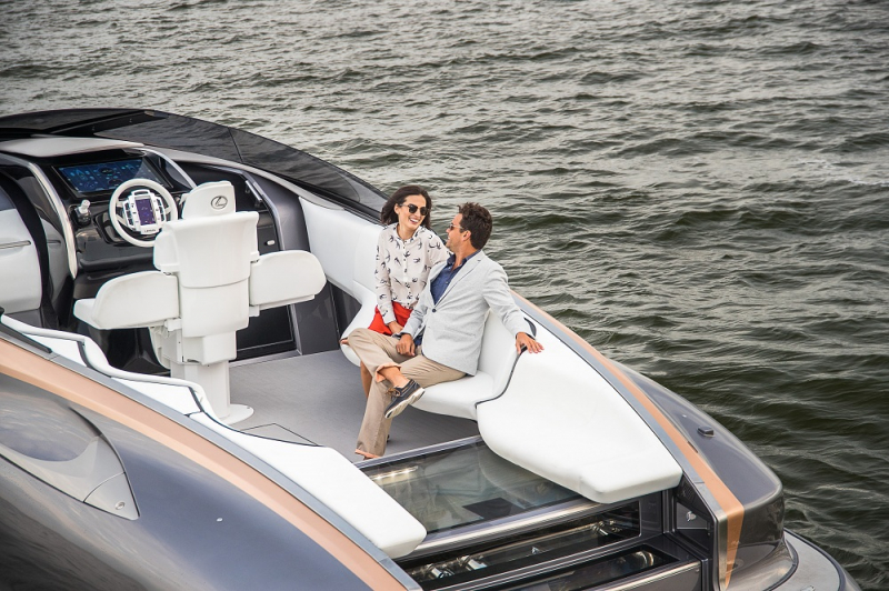 LEXUS SPORT YACHT 8