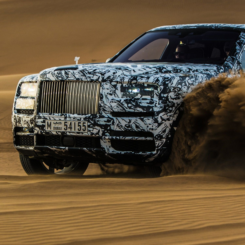 Rolls-Royce-Cullinan-5