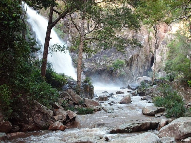 Thác Tà Gụ