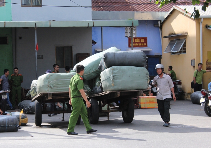 hàng lậu ga Đà Nẵng1