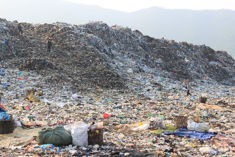 bãi rác Khánh Sơn