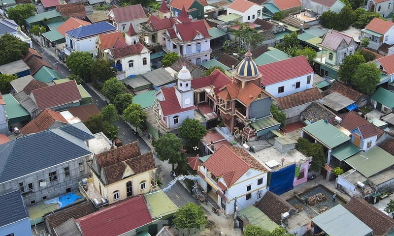 Biệt thự mọc như nấm ở làng xuất khẩu lao động giàu nhất Hà Tĩnh