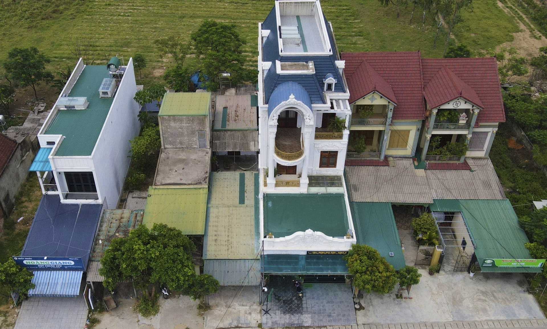 Biệt thự mọc như nấm ở làng xuất khẩu lao động giàu nhất Hà Tĩnh
