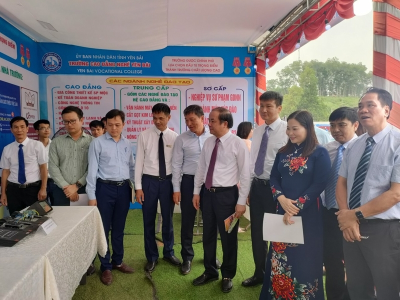 Gần 100 tổ chức, doanh nghiệp tham dự Ngày hội việc làm Yên Bái năm 2023