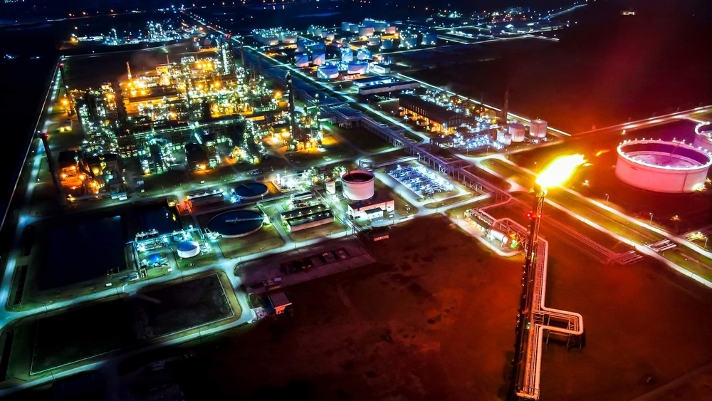 Nhà máy lọc dầu Dung Quất chế biến 100 triệu tấn dầu thô Nhà máy lọc dầu Dung Quất chế biến 100 triệu tấn dầu thô