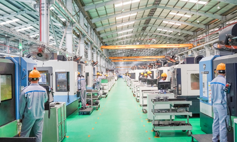 Tăng tỷ lệ nội địa hoá để tạo động lực phát triển cho công nghiệp hỗ trợ Tăng tỷ lệ nội địa hoá để tạo động lực phát triển cho công nghiệp hỗ trợ