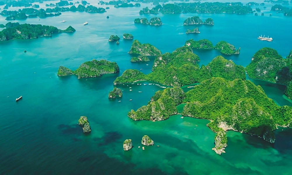 Quảng Ninh thành lập Ban quản lý Di sản thế giới Vịnh Hạ Long - Yên Tử- Ảnh 2. Những dấu mốc trong hành trình 30 năm gìn giữ và phát huy giá trị di sản vịnh Hạ Long