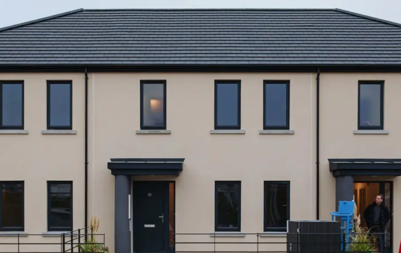 Châu Âu lần đầu tiên xây nhà ở xã hội bằng máy in 3D- Ảnh 1.