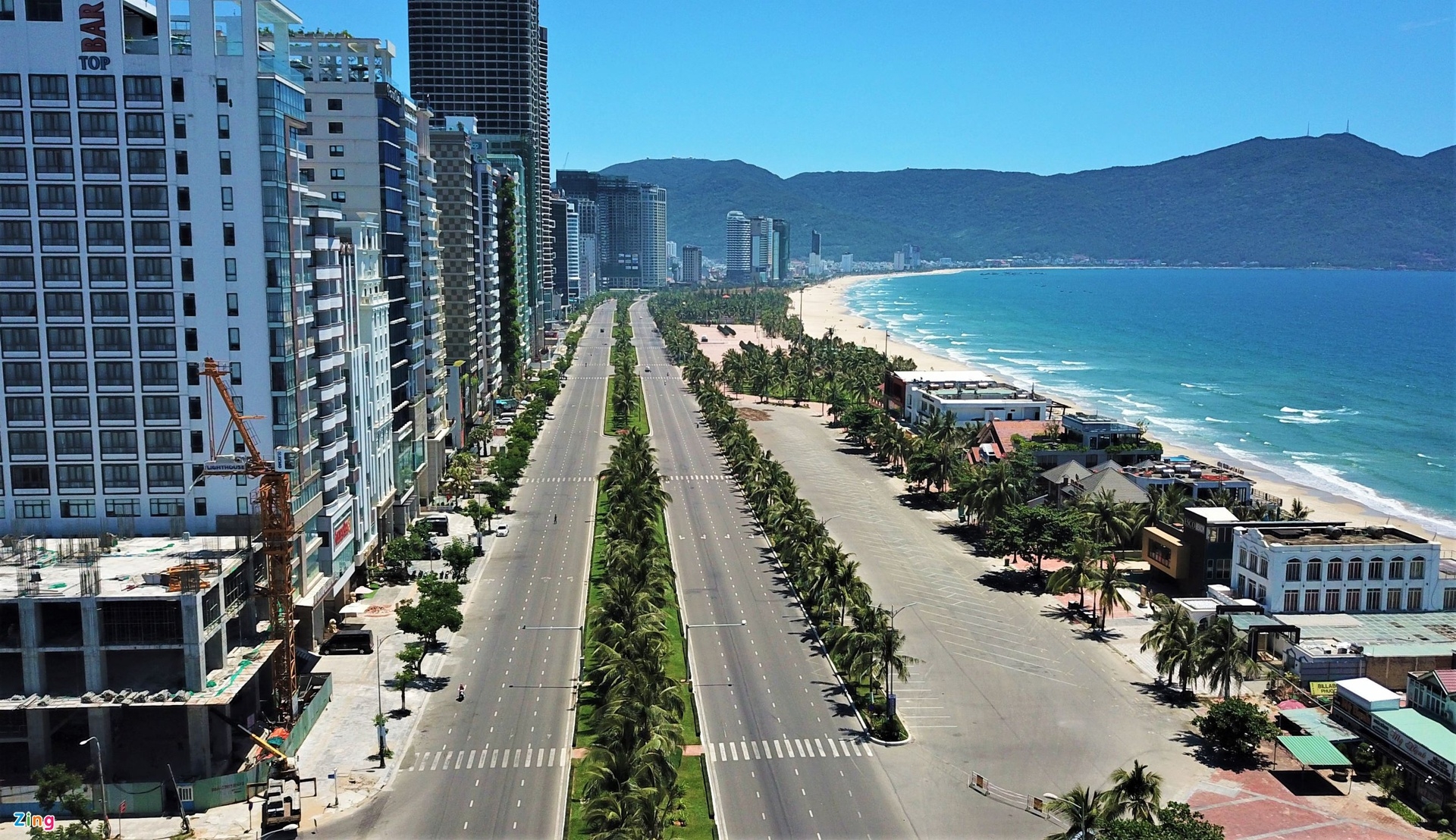 khach san resort vat va voi dong tien