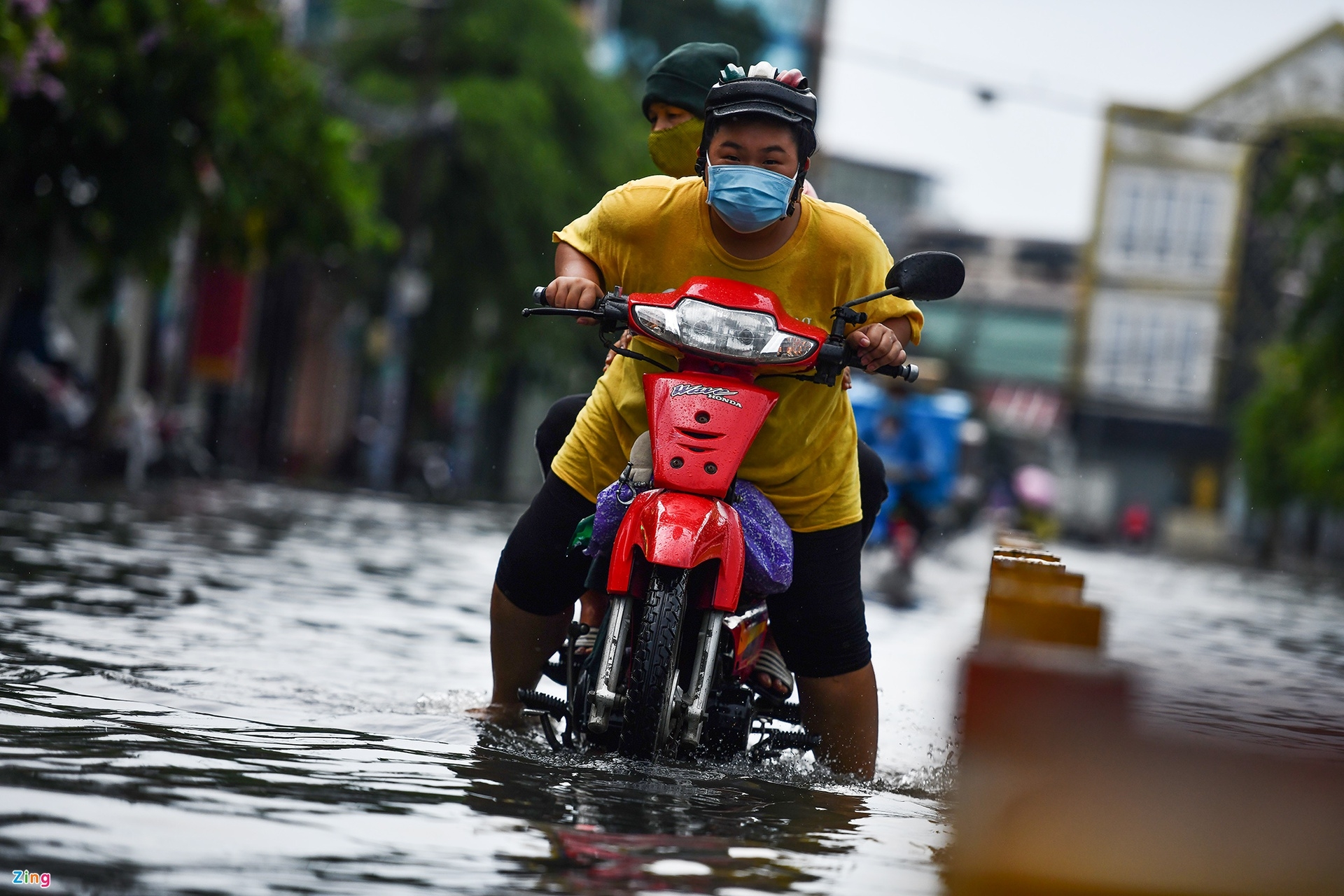 nhieu tuyen duong o quan go vap ngap sau mua lon