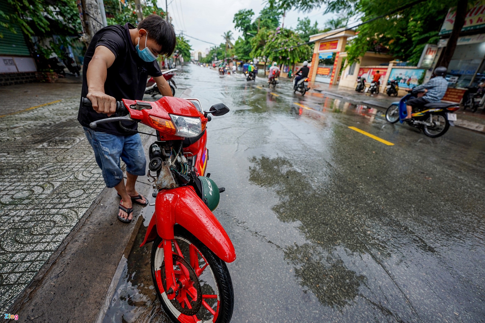 nhieu tuyen duong o quan go vap ngap sau mua lon