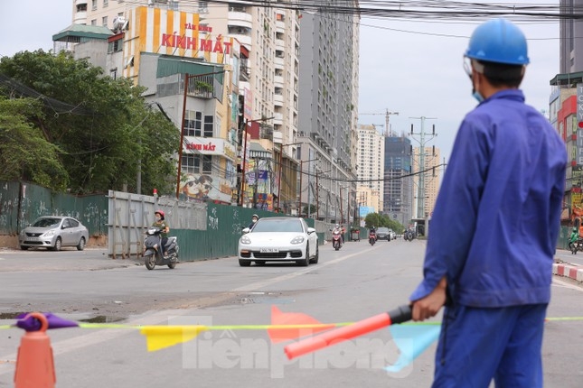 dong nut giao le van luong to huu de thi cong ham chui