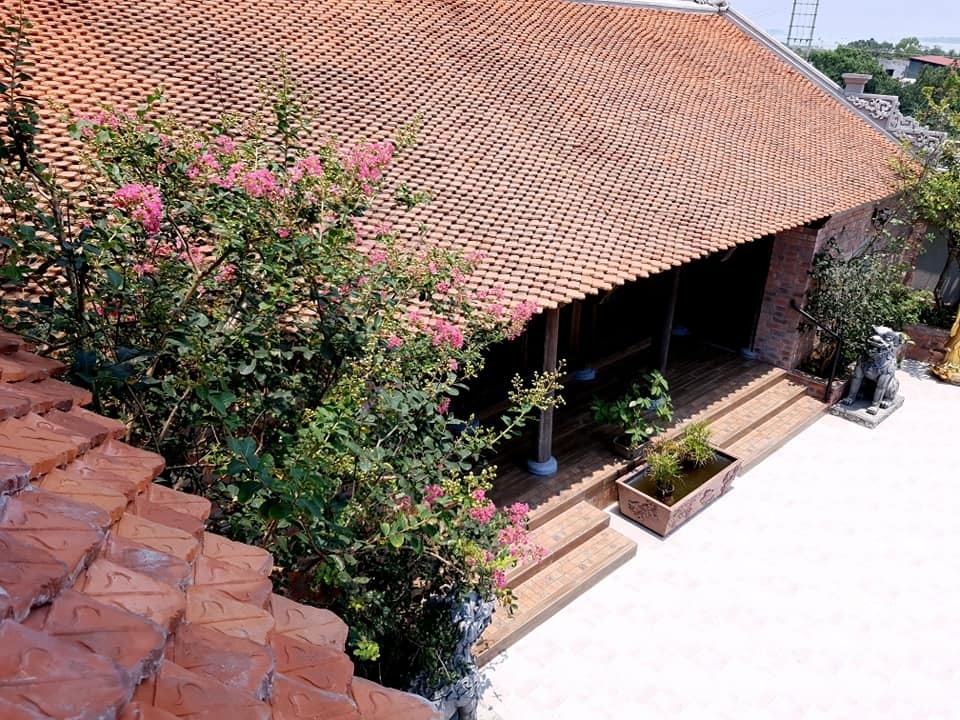 nha co nam tren noc biet thu gan 500m2 o ha noi