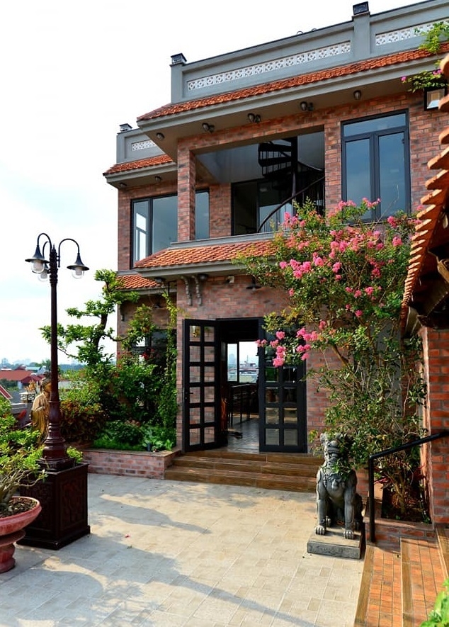 nha co nam tren noc biet thu gan 500m2 o ha noi