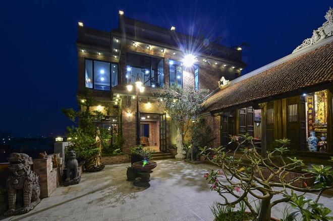 nha co nam tren noc biet thu gan 500m2 o ha noi