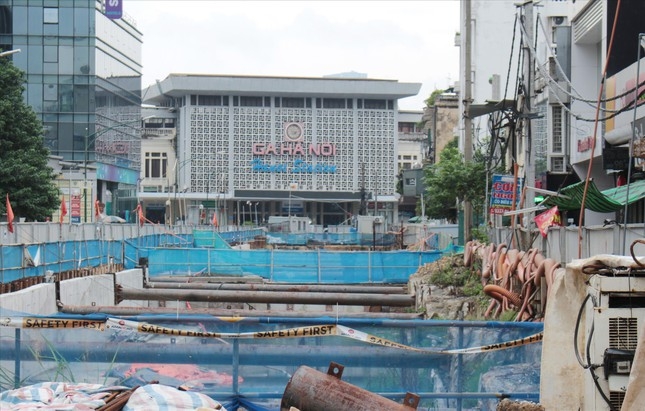 du an thi cong do dang can tro thoat nuoc mua o ha noi