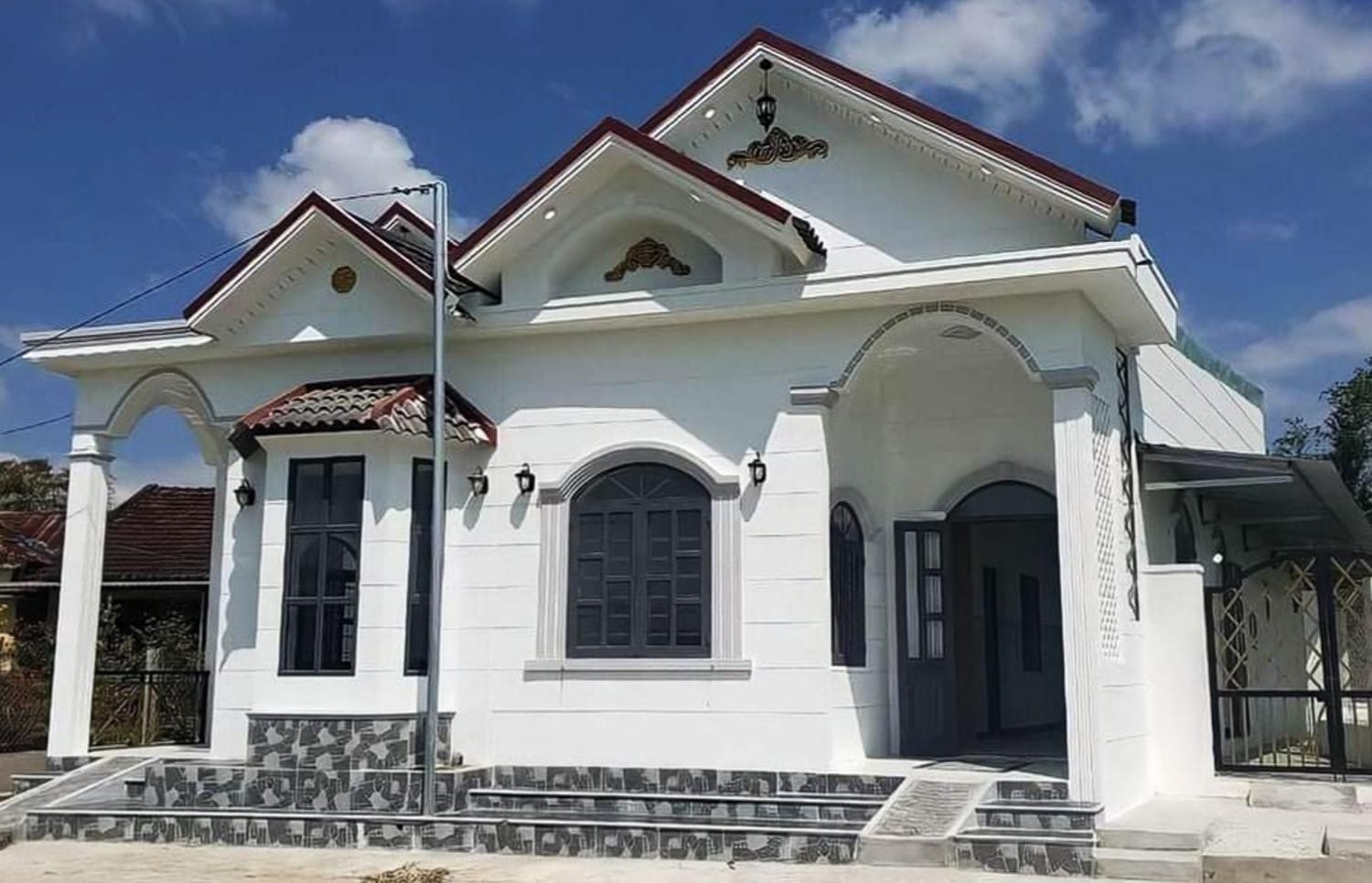 ngo ngang voi 18 kieu nha cap 4 mai thai ba dinh re va hot nhat hien nay