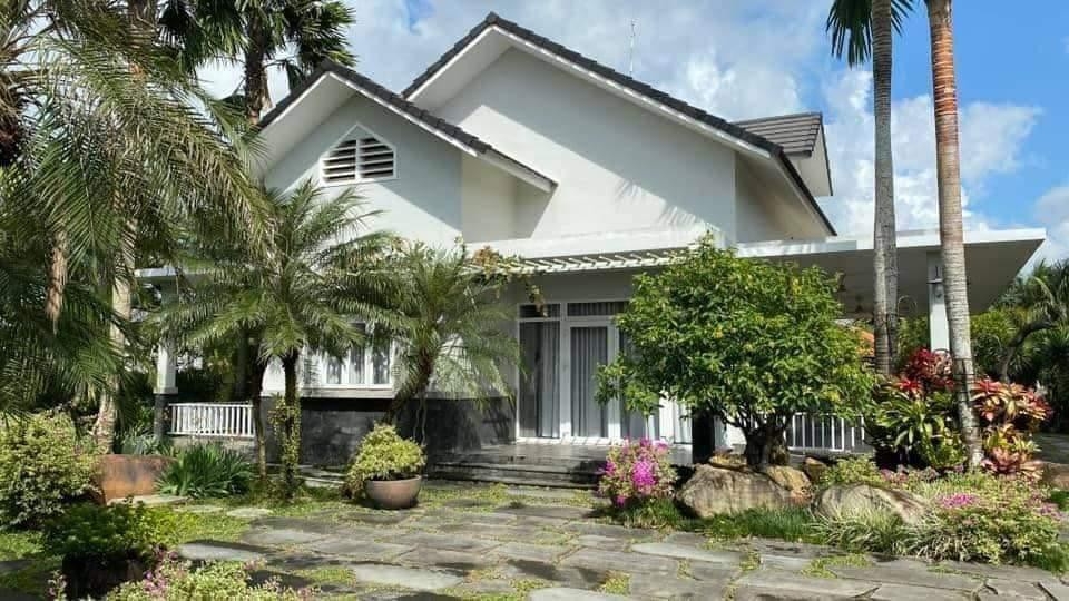 ngo ngang voi 18 kieu nha cap 4 mai thai ba dinh re va hot nhat hien nay