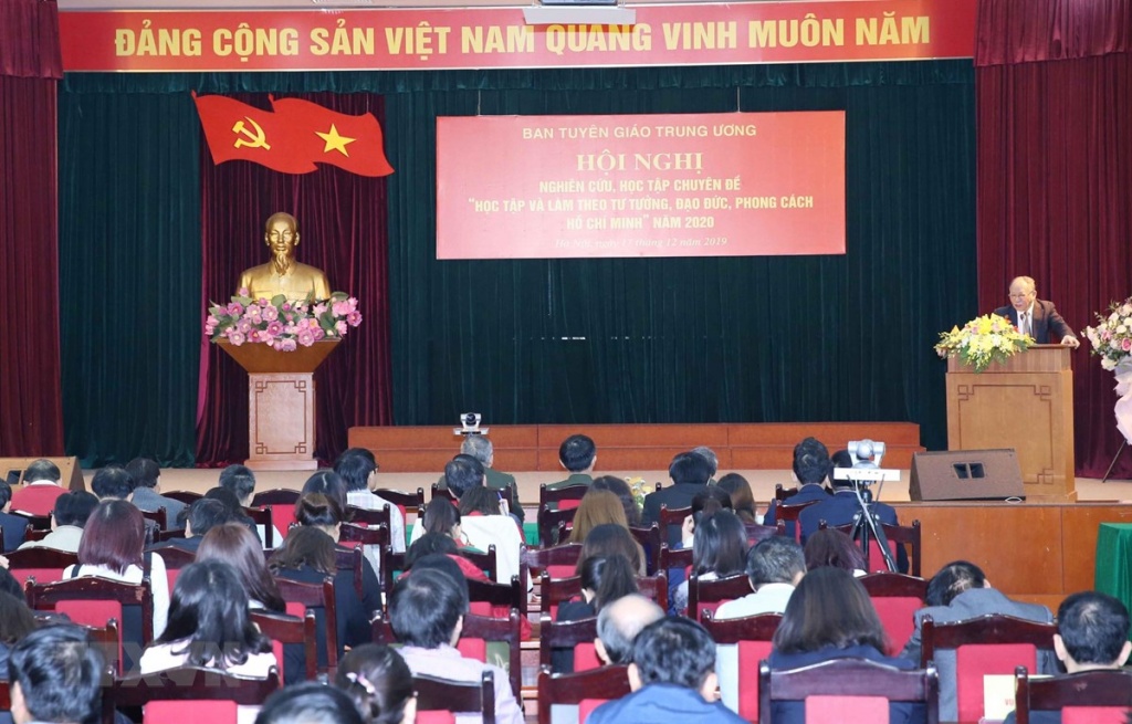 xay dung dang va he thong chinh tri trong sach vung manh