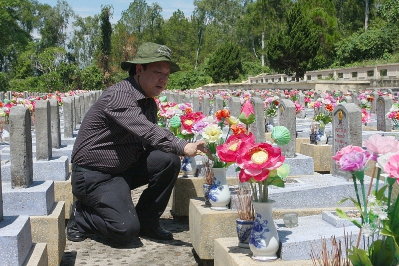 mai mai biet on cac liet si thuong binh nguoi co cong