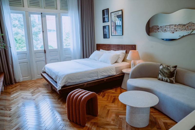 can ho dep xuat than voi gam mau trung tinh vat lieu go gan gui